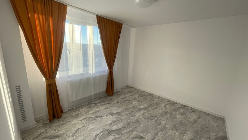 Drumul Taberei Apartament 2 camere  Renovat Langa Parcul Moghioros